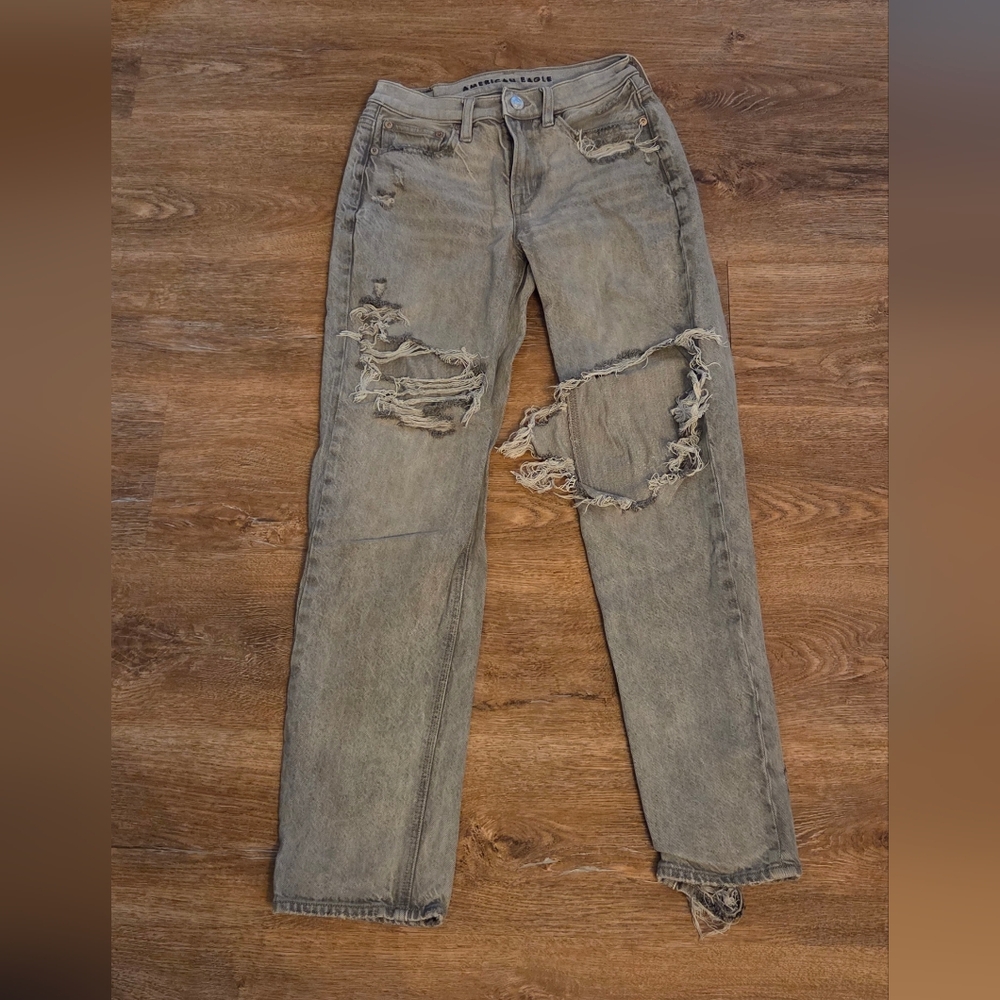 American Eagle 90's Strait Gray Jeans